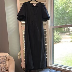 Elegant Black Maxi Dress